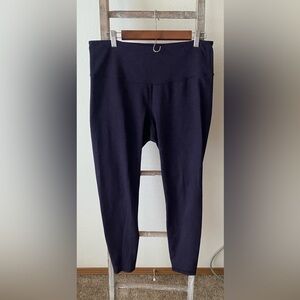 Old Navy Active - Purple & Black Leggings - Size XL